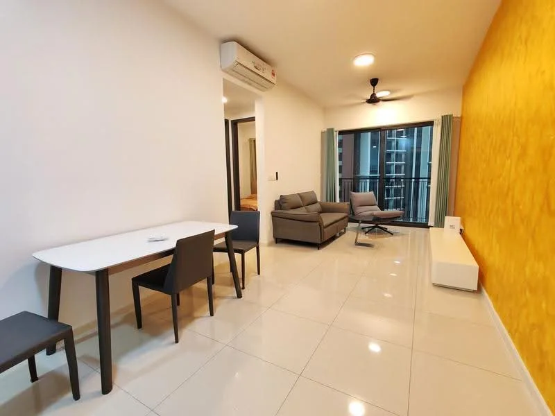 Living features: white painted walls, orange accent wall, glossy tile flooring, 5-blade ceiling fan with light, wall-mounted split AC, 2-seater grey leather sofa, single armchair, white coffee table, 4-seater dining table with white top, 4 black dining chairs, floor-to-ceiling windows with sheer curtains; style: modern; view: city.