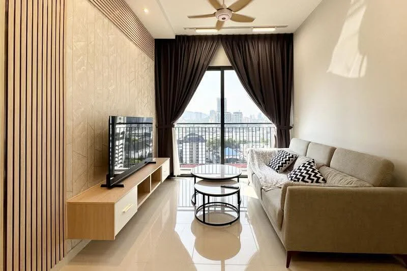 Living features: 3-seater fabric sofa in beige, black and white patterned throw pillows, round coffee table with black metal frame, wall-mounted TV, light wood TV console, floor-to-ceiling windows, blackout curtains, ceiling fan with light, glossy tile flooring, decorative wall paneling, city view from window; style: modern; view: city.