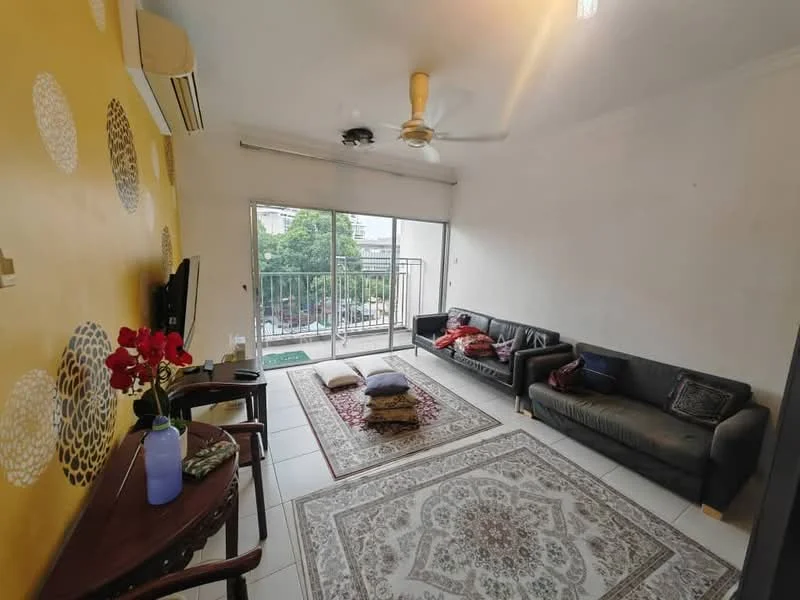 Living features: grey fabric sofa, 3-seater sofa, coffee table, area rug with intricate pattern, ceiling fan, wall-mounted TV, sliding glass door, floor-to-ceiling windows, decorative cushions, potted plant, white tiled flooring, yellow accent wall with circular patterns; style: modern; view: garden.