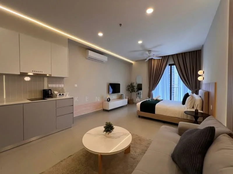 Living features: grey sofa, round coffee table with marble top, TV console, wall-mounted TV, floor-to-ceiling windows, curtains, ceiling fan, recessed LED downlights, kitchenette with grey cabinetry, stainless-steel sink, built-in oven, microwave, coffee machine, kettle, fridge; style: modern; view: city.