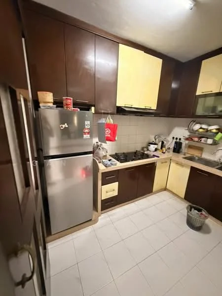 Kitchen features: stainless-steel fridge, built-in oven, 4-burner gas hob, laminate countertop, cream cabinets, dark wood cabinets, white tiled backsplash, sink, kitchen utensils, wall-mounted cabinets, floor tiles, open shelving; style: modern.