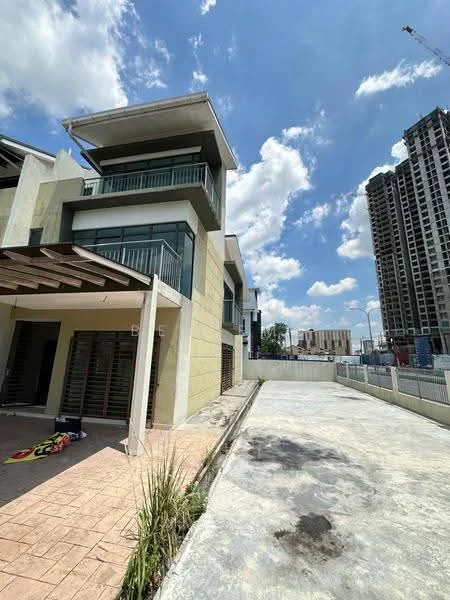 Exterior type: linked terrace house; features: two-storey building, balconies on upper level, cream painted facade, flat roof, manicured lawn, paved walkway, driveway, surrounded by construction, clear blue sky, modern architectural design; style: modern.