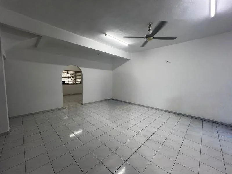 Living features: white painted walls, glossy white floor tiles, 5-blade ceiling fan, arched doorway, natural light from windows, no visible furniture, neutral color scheme, spacious layout; style: minimalist.