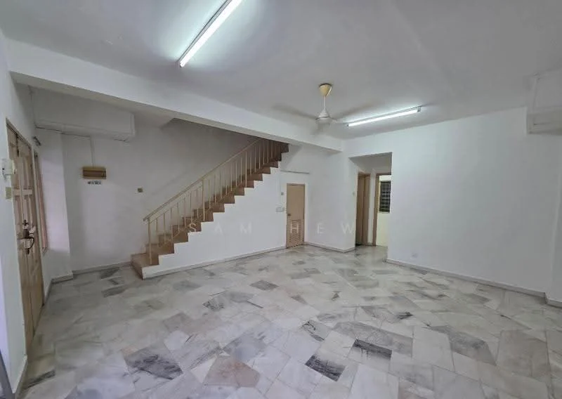 Taman Bukit Semenyih, Semenyih — view 2 of 5 — for Rent