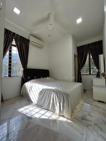 Bedroom features: queen-size bed with white bedspread, 2 windows with black curtains, white painted walls, marble flooring, 1 wall-mounted split AC, ceiling light, built-in wardrobe, decorative wall mirror; style: modern; view: garden.