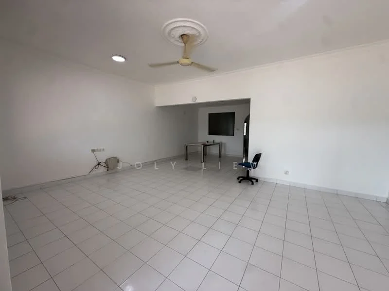 Living features: white painted walls, ceramic tile flooring, 5-blade ceiling fan, recessed downlights, large window, TV mounted on wall, dining table, office chair.