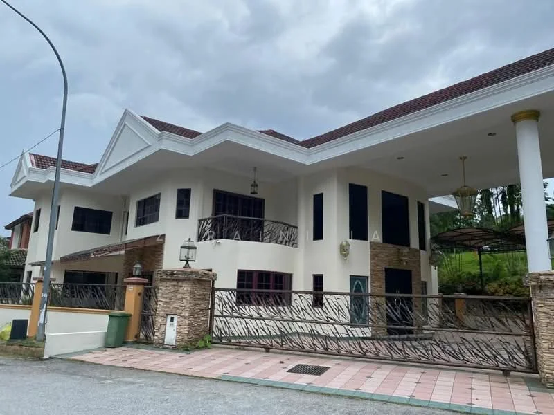 Exterior type: detached bungalow; features: white painted facade, stone cladding at base, pitched tile roof, recessed balconies, large windows, decorative wrought iron railings, covered car porch, landscaped front yard, paved driveway, multiple gables, outdoor lighting fixtures; style: modern.