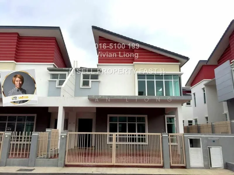 Exterior type: semi-detached house; features: red and white painted facade, flat roof, two-storey structure, fenced front yard, manicured lawn, driveway, large windows, balcony on upper floor, main entrance with double doors, garage door, side entrance, modern architectural design; style: modern.