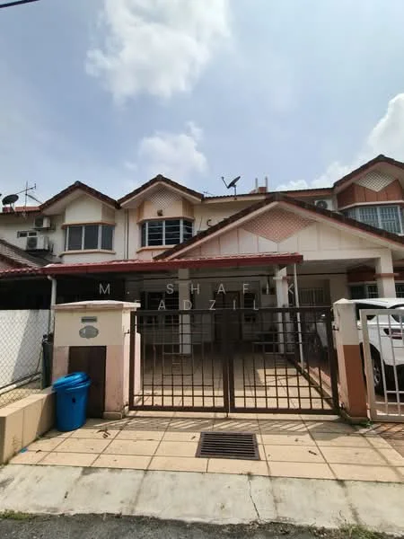 Exterior type: linked terrace house; features: two-storey building, red tiled roof, cream painted facade, front gate with metal bars, paved driveway, outdoor lighting fixtures, satellite dish on roof, air conditioning units visible, manicured front garden, fenced perimeter, windows with grills; style: modern.