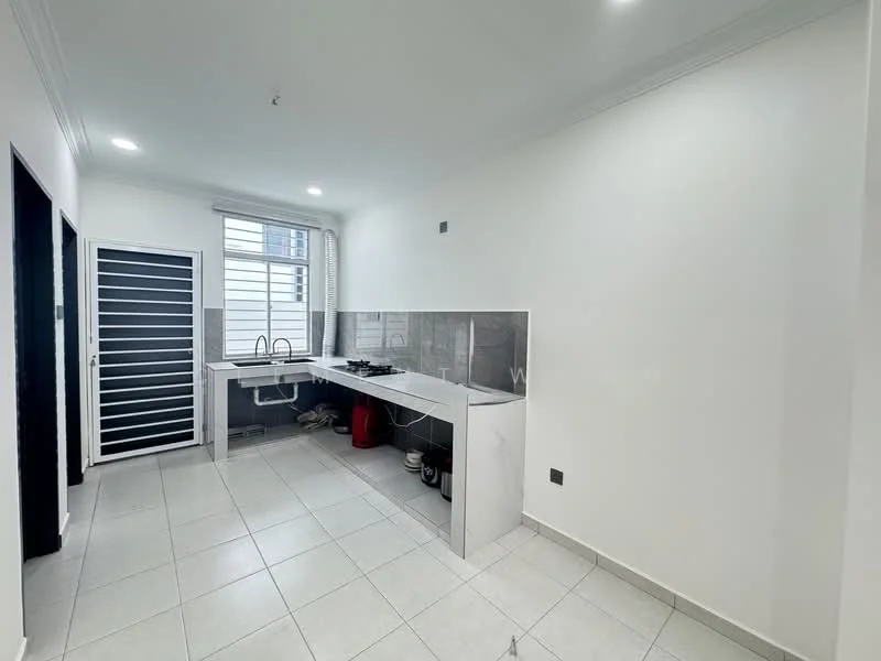 Taman Scientex Rawang, Rawang — view 2 of 5 in Taman Scientex Rawang — for Rent