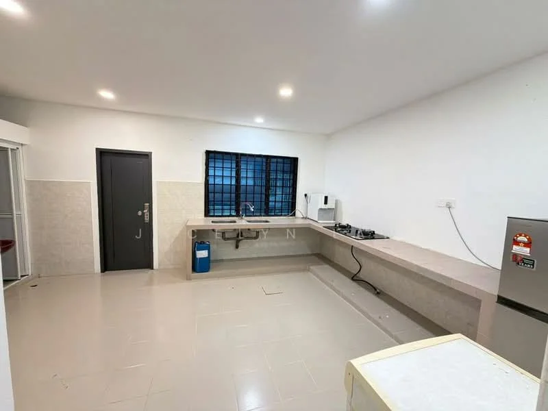 Kitchen features: white painted walls, cream tiled backsplash, light-colored countertop, single-bowl stainless-steel sink, chrome pull-down faucet, built-in gas hob, freestanding fridge, floor tiles, window with black grille, overhead lighting, kitchen cabinetry, open layout; style: modern.