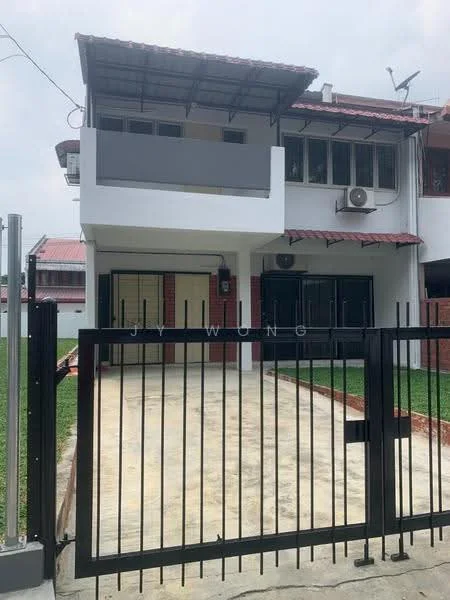 Exterior type: semi-detached house; features: white painted facade, red brick accents, flat roof with overhang, metal gate, paved driveway, manicured lawn, ground floor entrance, first floor balcony, air conditioning unit visible, satellite dish on roof; style: modern.