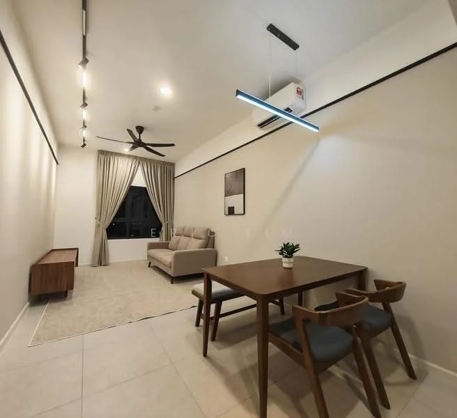 Living features: light grey walls, white ceiling, 5-blade ceiling fan with light, recessed LED downlights, large window with sheer curtains, light beige area rug, 2-seater fabric sofa in light grey, wooden coffee table, wooden sideboard, 3 dining chairs with grey upholstery, dining table, air conditioning unit; style: modern.