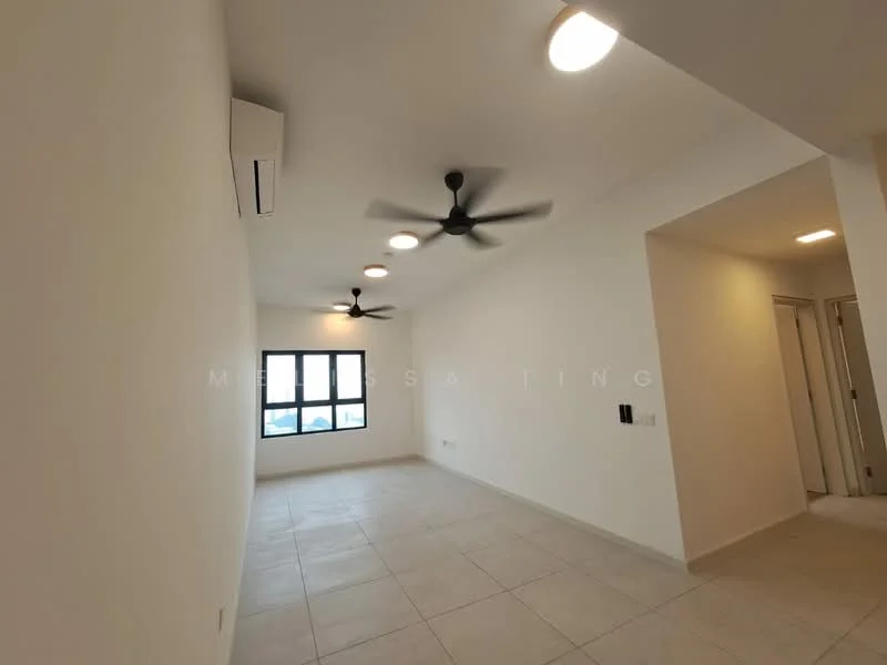 Living features: light beige painted walls, tile flooring, 5-blade ceiling fan with light, 5-blade ceiling fan with light, 5-blade ceiling fan with light, 5-blade ceiling fan with light, floor-to-ceiling windows, air conditioning unit, recessed ceiling lights; style: modern; view: city.