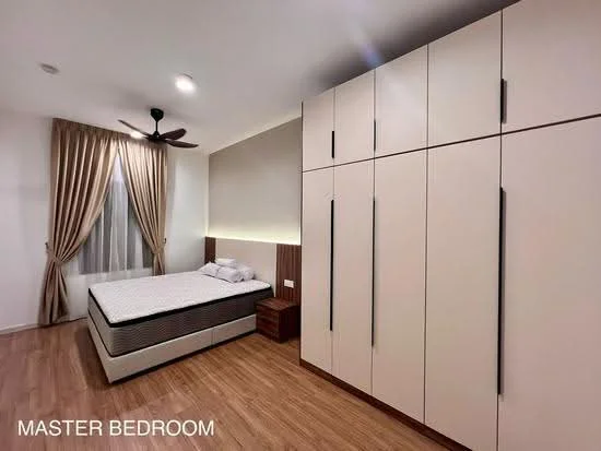 Bedroom features: queen-size bed, upholstered headboard, wooden bedside table, built-in wardrobe with sliding doors, wooden flooring, curtains, ceiling fan, recessed lighting, decorative wall panel, wall-mounted electrical outlets; style: modern.