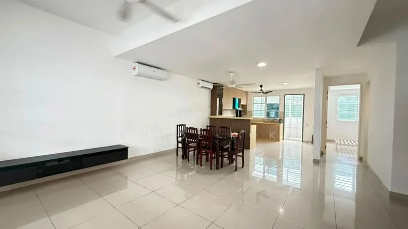 Templer Residence, Bandar Country Homes, Rawang — view 2 of 5 — for Rent