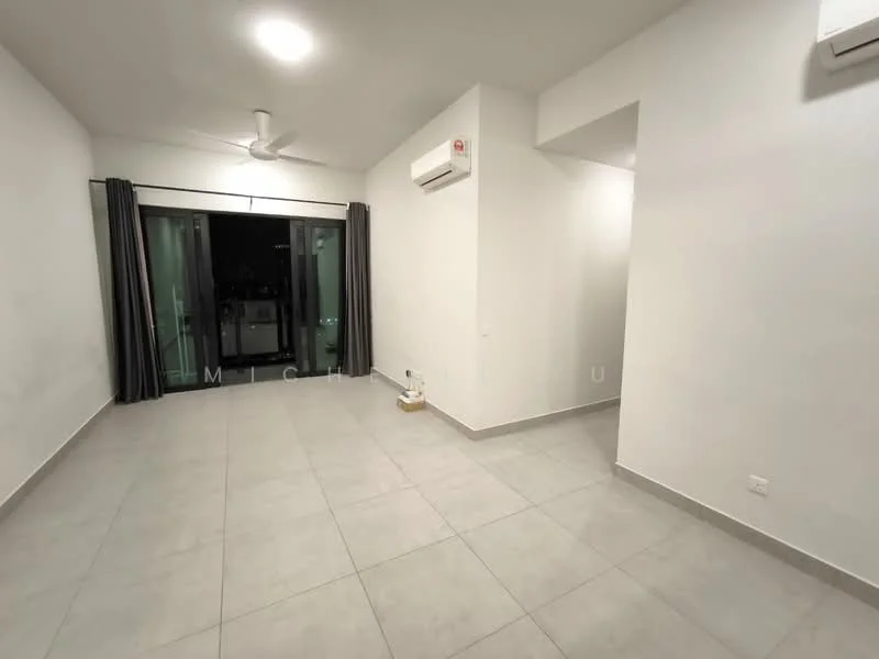 Living features: white painted walls, grey floor tiles, 5-blade ceiling fan, 2 wall-mounted split AC units, floor-to-ceiling sliding glass doors, blackout curtains, recessed lighting, open layout; style: modern.
