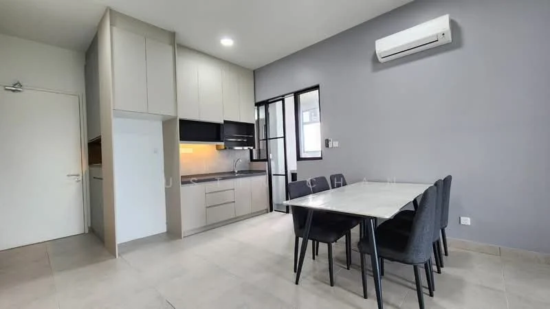 Kitchen features: light grey cabinetry, white countertop, built-in oven, stainless-steel range hood, 4-burner gas hob, single-bowl stainless-steel sink, chrome pull-down faucet, wall-mounted split AC, tile flooring, recessed downlights, black dining table, 6 upholstered dining chairs, large window, grey painted walls; style: modern.