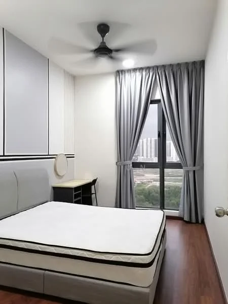 Bedroom features: queen-size bed, upholstered headboard, wooden flooring, 5-blade ceiling fan, floor-to-ceiling window, grey curtains, study desk, decorative mirror; style: modern; view: city.