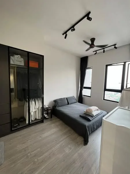 Bedroom features: queen-size bed with grey bedding, black wardrobe with sliding doors, wooden flooring, 2 windows with black frames, black curtains, ceiling fan with light, recessed lighting, nightstand, decorative pillow; style: modern; view: city.