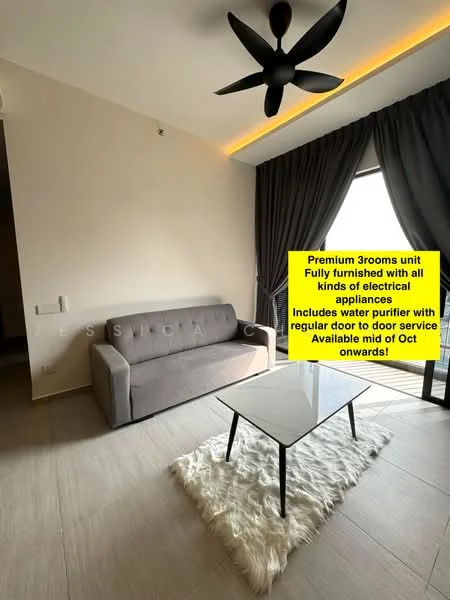 Living features: 3-seater fabric sofa in grey, glass coffee table, area rug with fluffy texture, 5-blade ceiling fan with light, floor-to-ceiling windows with curtains, light-colored walls, laminate flooring, recessed LED downlights; style: modern.
