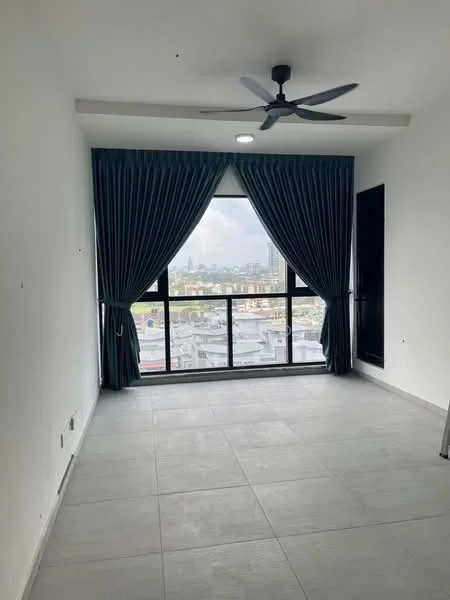 Room features: floor-to-ceiling windows, grey tiled flooring, white painted walls, 5-blade ceiling fan with light, curtains in dark green, city skyline view; style: modern; view: city.