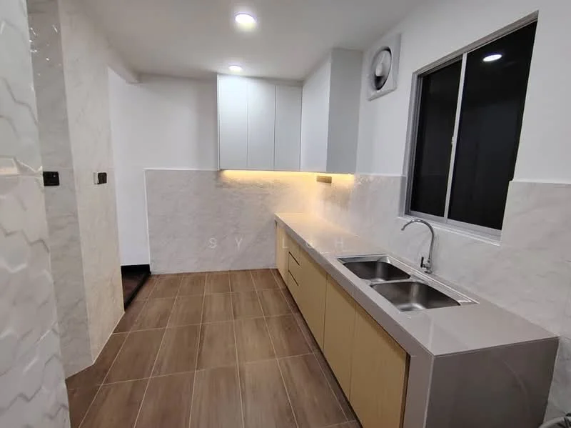Kitchen features: double-bowl stainless-steel sink, chrome pull-down faucet, laminate countertop, white shaker cabinets, white tiled backsplash, marble tile flooring, recessed LED downlights, floor-to-ceiling window, wall-mounted air conditioning unit, grey accent wall; style: modern.