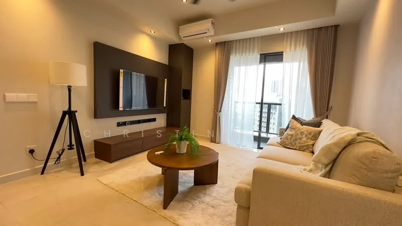 Living features: cream painted walls, light-colored flooring, sofa in beige, coffee table in wood, floor lamp, wall-mounted TV, TV console in wood, curtains, air conditioning unit, decorative plant, area rug; style: modern; view: city.