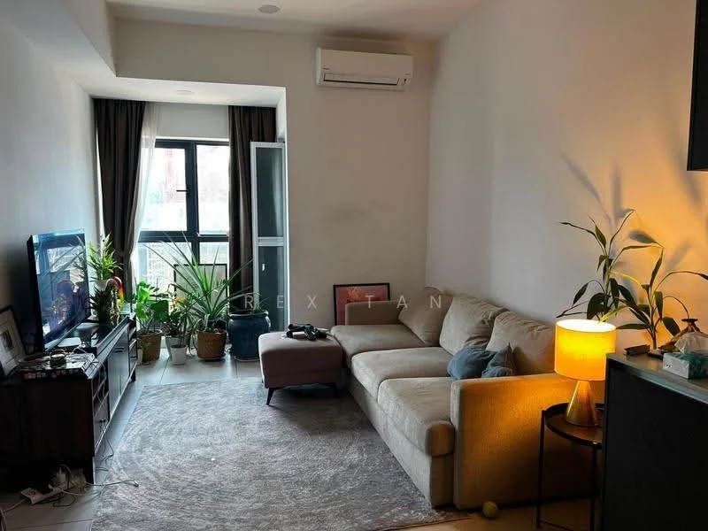 Living features: beige fabric L-shape sectional sofa, area rug with geometric pattern, wall-mounted TV, TV console, floor-to-ceiling window, curtains, potted plants, ceiling-mounted split AC, decorative lamp, coffee table; style: modern.