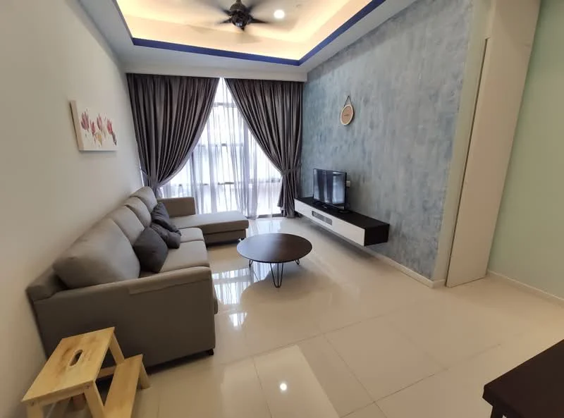 Living features: 3-seater fabric sofa in light grey, L-shape sectional sofa, round coffee table, wall-mounted TV, TV console in white, floor-to-ceiling windows, sheer curtains, recessed downlights, tray ceiling, glossy tile flooring, accent wall with blue texture, decorative wall art; style: modern.