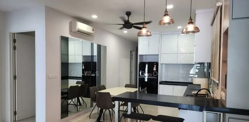 Kitchen features: black countertop, white cabinetry, stainless-steel sink, chrome pull-down faucet, built-in refrigerator, built-in oven, 4-burner gas hob, 3-blade ceiling fan, pendant lights, mirror wall, dining table with chairs, tile flooring, air conditioning unit; style: modern.