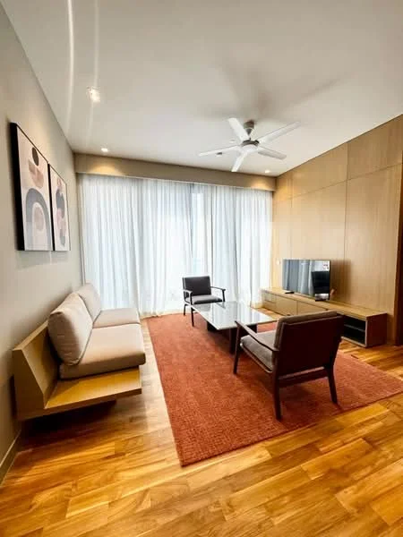 Living features: 3-seater fabric sofa in light beige, 2 armchairs in dark wood, coffee table with glass top, area rug in orange, wall-mounted TV, wooden TV console, wood paneling on walls, ceiling fan with light, floor-to-ceiling windows with sheer curtains, recessed lighting; style: modern.