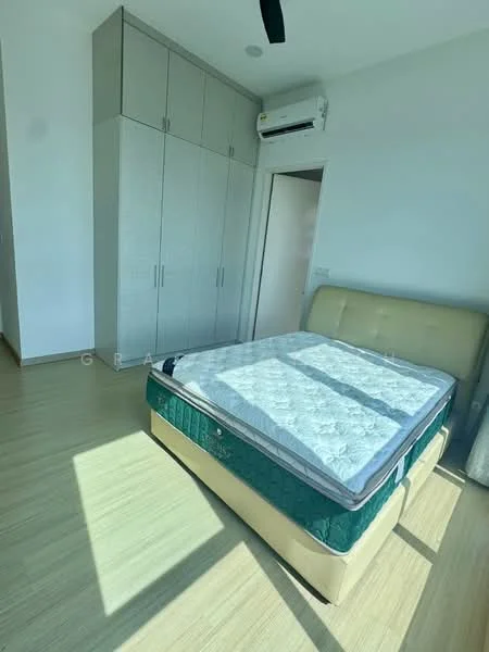 Bedroom features: queen-size bed, upholstered bed frame, mattress, built-in wardrobe with sliding doors, wooden flooring, wall-mounted split AC, large window allowing natural light, ceiling fan; style: modern.