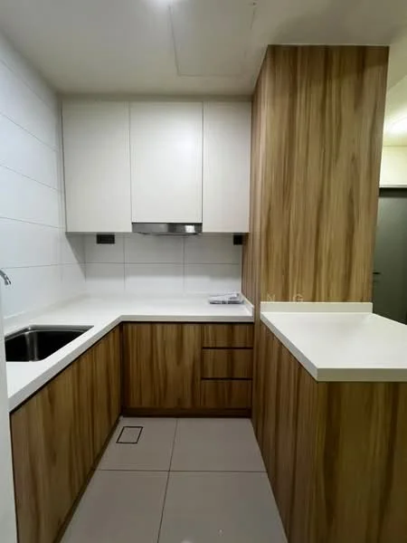 Kitchen features: single-bowl stainless-steel sink, chrome pull-down faucet, white quartz countertop, wood cabinetry with flat-panel design, white tiled backsplash, built-in oven, 4-burner gas hob, drawer storage, grey ceramic tile flooring, recessed downlights; style: modern.