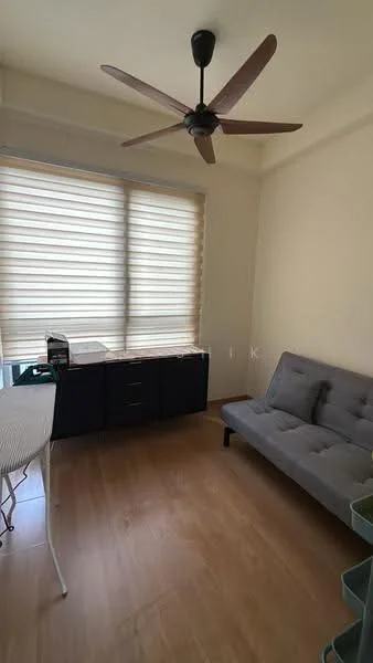 Room features: wooden flooring, beige painted walls, large window with blinds, 5-blade ceiling fan, grey fabric sofa, black storage cabinet, white dining table, green shelving unit; style: modern.