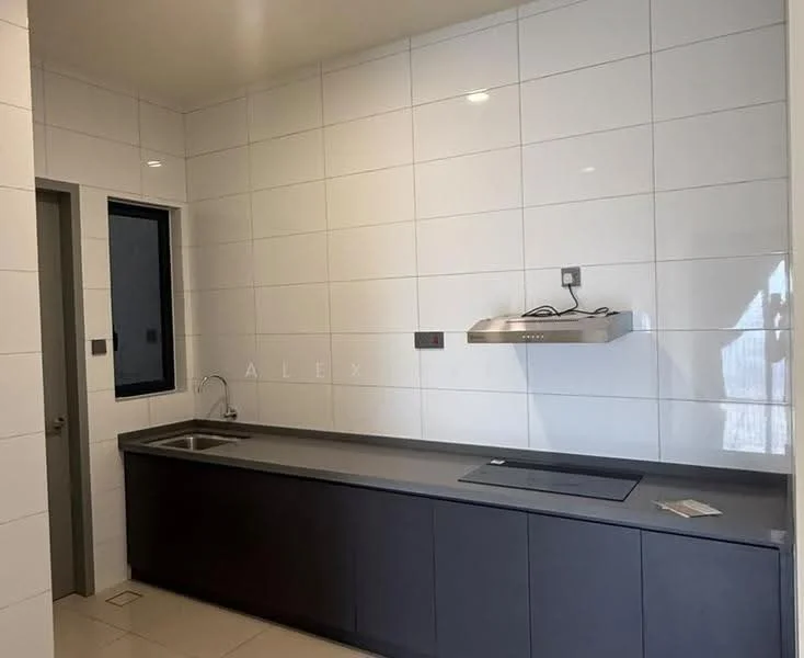 Kitchen features: white tiled walls, grey countertop, dark wood cabinetry, stainless-steel range hood, single-bowl stainless-steel sink, built-in induction hob, floor-to-ceiling window, tile flooring; style: modern.