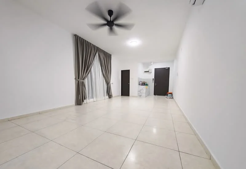 Living features: white painted walls, cream tiled flooring, 5-blade ceiling fan, floor-to-ceiling windows with sheer curtains, recessed ceiling lights, two wooden doors, air conditioning unit, neutral color scheme; style: modern.
