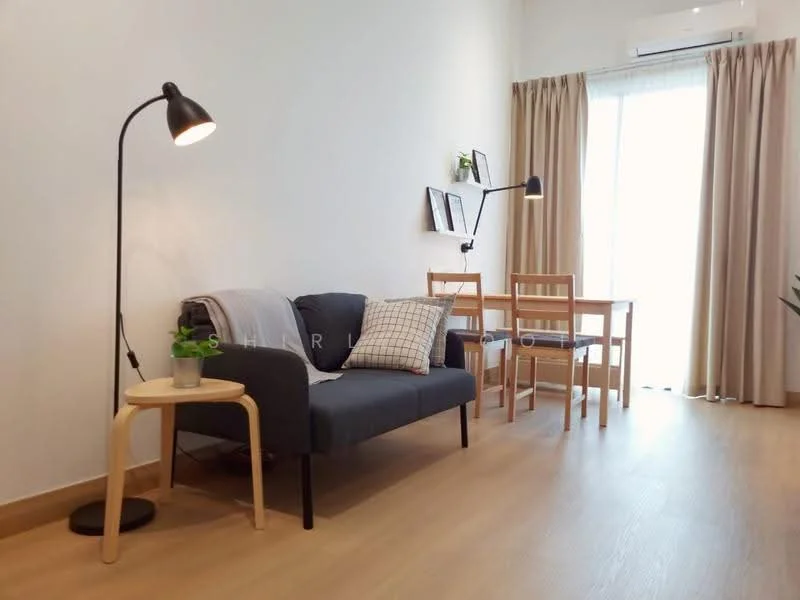 Living features: 3-seater fabric sofa in navy blue, wooden coffee table, floor lamp, light wood flooring, white painted walls, curtains in beige, dining table with two chairs, decorative plant on table, wall-mounted light fixture; style: modern.