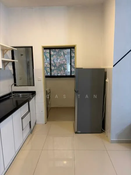 Kitchen features: black countertop, white shaker cabinets, single-bowl stainless-steel sink, chrome pull-down faucet, built-in shelving, fridge, tile flooring, window with floral view; style: modern; view: garden.