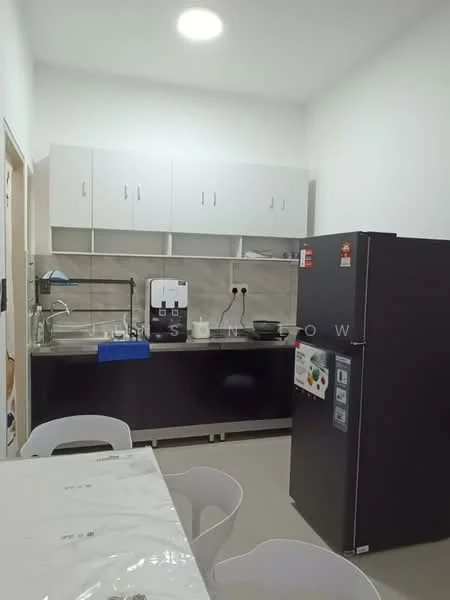 Kitchen features: white upper cabinets, dark lower cabinets, stainless-steel sink, chrome faucet, built-in water dispenser, stainless-steel fridge, grey tiled backsplash, countertop with space for appliances, table with white chairs, light fixture in ceiling; style: modern.