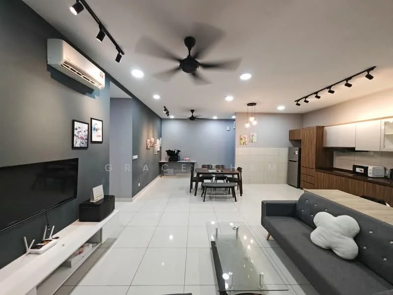 Living features: white tiled flooring, grey accent wall, recessed LED downlights, 5-blade ceiling fan with light, wall-mounted TV, TV console, sofa in grey fabric, glass coffee table, dining table with chairs, kitchenette with cabinets, built-in microwave, refrigerator; style: modern.