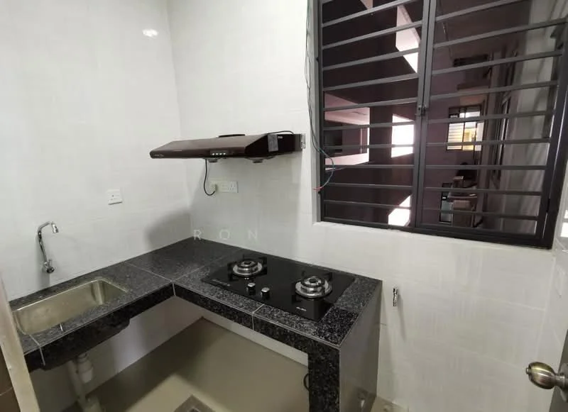 Kitchen features: single-bowl stainless-steel sink, granite countertop, built-in gas hob with two burners, exhaust hood, white tiled walls, grey tiled flooring, window with metal grilles, wall-mounted faucet; style: modern.