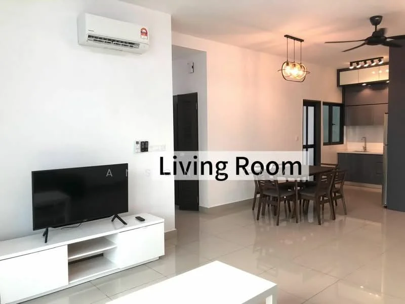 Living features: wall-mounted TV, white TV console, 5-blade ceiling fan with light, recessed downlights, grey accent wall, cream tiled flooring, air conditioning unit, open-plan layout to dining area, dining table with chairs; style: modern.