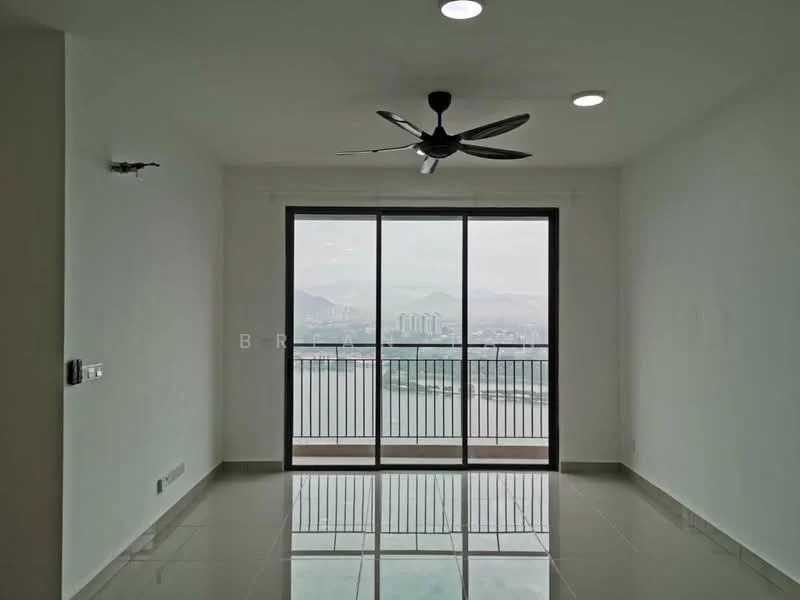 Living features: 5-blade ceiling fan with light, floor-to-ceiling sliding glass door, white painted walls, glossy tile flooring, city skyline view, recessed LED downlights; style: modern; view: city.