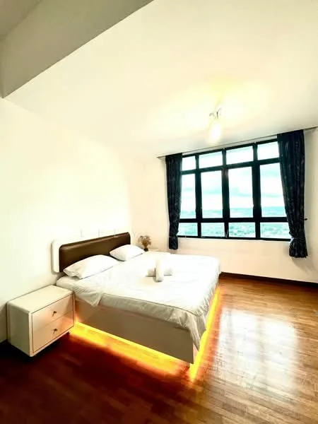 Bedroom features: king-size bed, upholstered headboard, 2 bedside tables with drawers, laminate flooring, white painted walls, floor-to-ceiling windows, curtains, recessed ceiling light; style: modern; view: city.