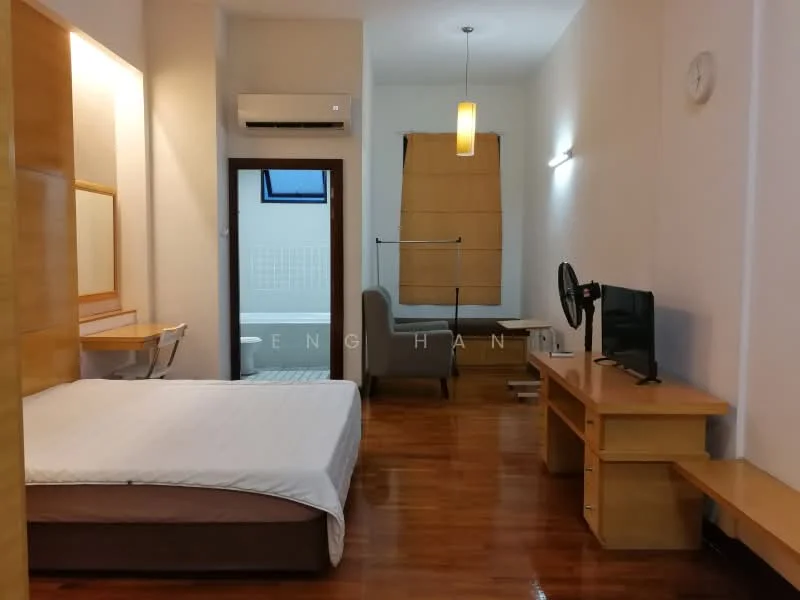 Bedroom features: queen-size bed, wooden headboard, wooden bedside table, wall-mounted TV, study desk with chair, wooden flooring, air conditioning unit, pendant light, window with roller blinds, clothes rack, sofa, decorative wall clock; style: modern.
