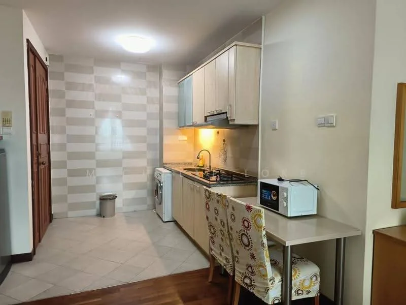 Kitchen features: light wood cabinetry, stainless-steel sink, chrome pull-down faucet, 4-burner gas hob, built-in oven, white tiled backsplash, countertop with space for appliances, microwave, washing machine, tile flooring, recessed ceiling lights, open shelving, small dining table with patterned chairs; style: modern.