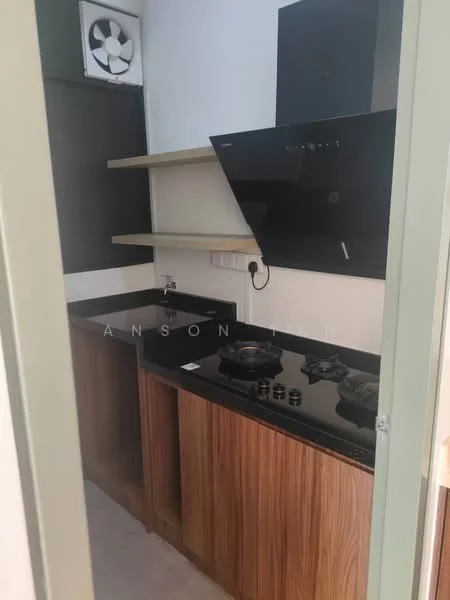 Kitchen features: black granite countertop, wood cabinetry, built-in kitchen hood, gas hob with 4 burners, wall-mounted exhaust fan, open shelving, white painted walls, tile flooring; style: modern.