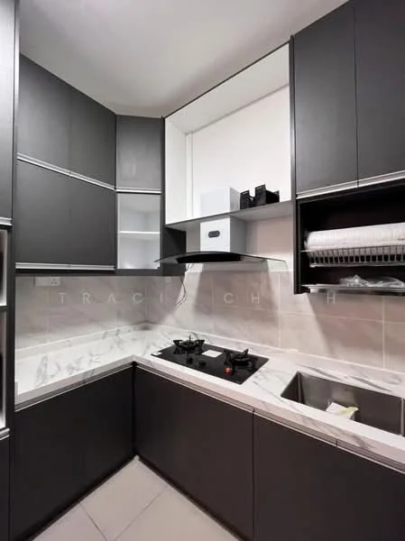 Kitchen features: black cabinetry, marble countertop, stainless-steel sink, built-in gas hob, exhaust hood, grey tiled backsplash, under-cabinet storage, open shelving, recessed lighting, floor tiles, corner layout; style: modern.