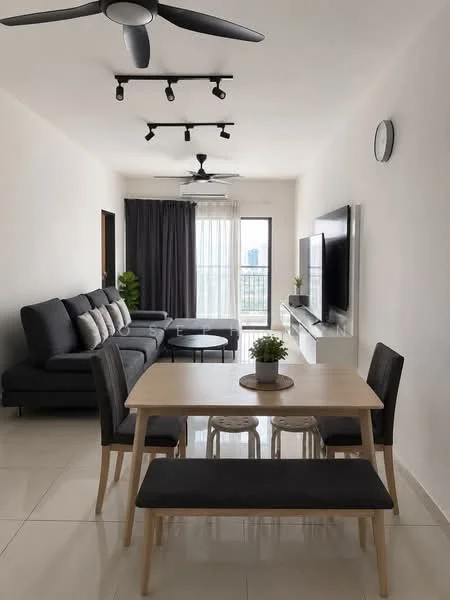 Living features: 3-seater fabric sofa in grey, 2-seater fabric sofa in grey, coffee table, TV console, wall-mounted TV, area rug, floor-to-ceiling windows, sheer curtains, 5-blade ceiling fan with light, track lighting, decorative plant, dining table with 4 chairs, bench seating; style: modern; view: city.
